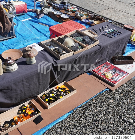 「骨董・蚤の市」 127389604