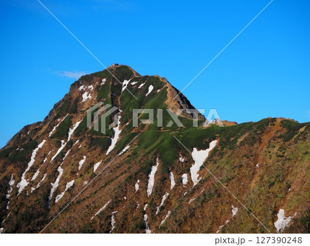 梅雨晴間の赤岳(20250612060038) 梅雨晴間の赤岳(20250612060038) 127390248