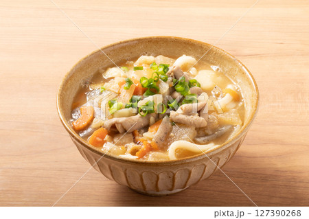 味噌もつ煮 うどん 味噌もつ煮 うどん 127390268