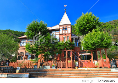 【兵庫県】快晴の風見鶏の舘（神戸北野異人館） 127390365