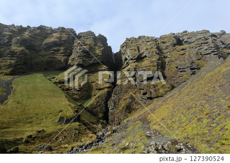 アイスランド、スナイフェルス半島の峡谷 アイスランド、スナイフェルス半島の峡谷 127390524