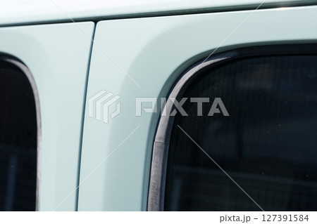 劣化した自動車のパーツ 127391584