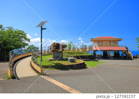 【佐賀県】快晴の鏡山展望テラス（鏡山展望台） 127392237