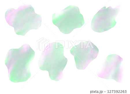 水彩で描いた花びら 127392263