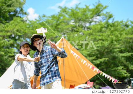 夏のレジャーのイメージ 127392770