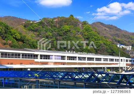 【兵庫県】晴天の新神戸駅 【兵庫県】晴天の新神戸駅 127396863