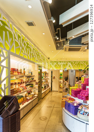 映える店舗・店内風景「天草パールガーデン& 海中水族館シードーナツ」 127396914