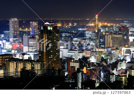 【兵庫県】六甲山から見た神戸の夜景 127397863