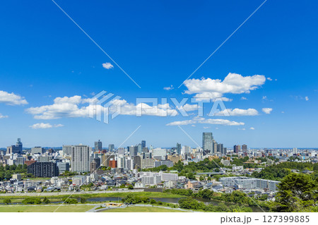 仙台市全景　伊達政宗騎馬像 127399885