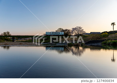 静岡県掛川市幡鎌　天竜浜名湖鉄道と沿線の風景 127400834