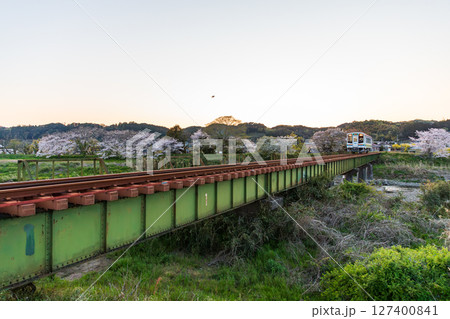 静岡県掛川市幡鎌　天竜浜名湖鉄道と沿線の風景 127400841
