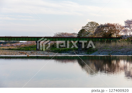 静岡県掛川市幡鎌　天竜浜名湖鉄道と沿線の風景 127400920
