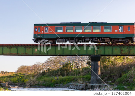 静岡県掛川市幡鎌 天竜浜名湖鉄道と沿線の風景 静岡県掛川市幡鎌 天竜浜名湖鉄道と沿線の風景 127401004