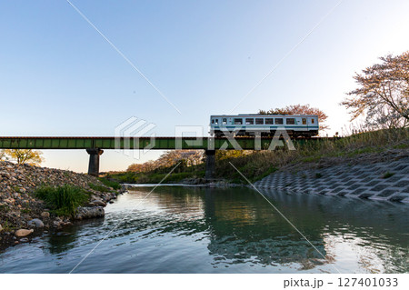 静岡県掛川市幡鎌　天竜浜名湖鉄道と沿線の風景 127401033