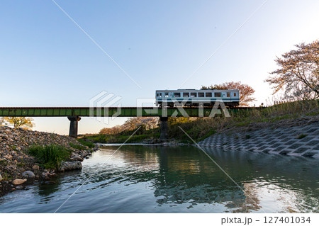 静岡県掛川市幡鎌　天竜浜名湖鉄道と沿線の風景 127401034