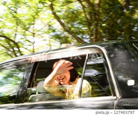 夏のレジャーのイメージ 127403797