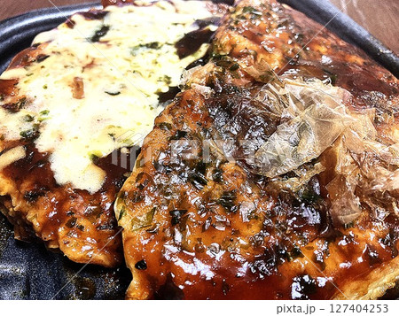 スーパーで買った「お好み焼き」 スーパーで買った「お好み焼き」 127404253