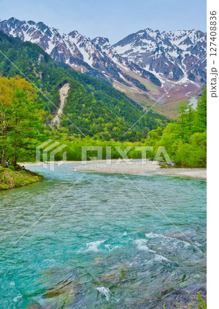 河童橋から望む穂高と梓川 127408836