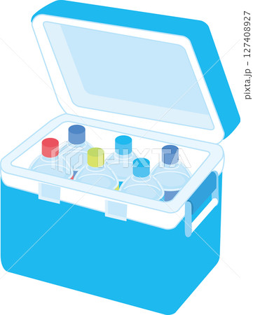 クーラーボックスに入ったペットボトルの飲み物 クーラーボックスに入ったペットボトルの飲み物 127408927