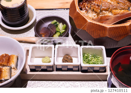 名古屋名物の美味しいひつまぶし 名古屋名物の美味しいひつまぶし 127410511