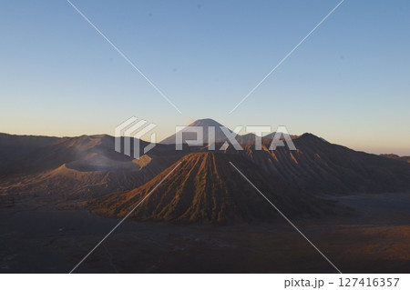 インドネシア ブロモ山 インドネシア ブロモ山 127416357