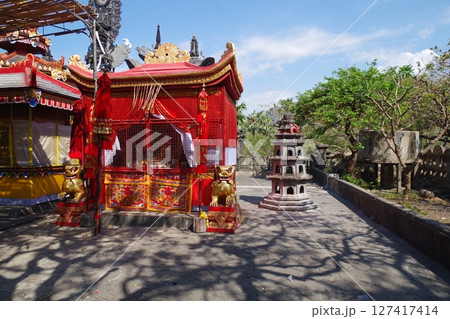 インドネシア　バリ島　ペムテランのヒンドゥー教寺院 127417414
