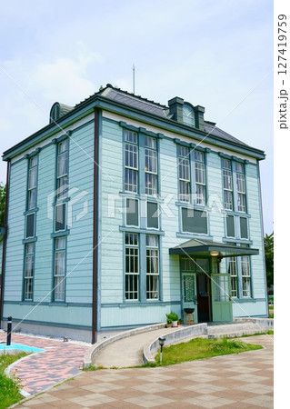 7973　行田旧忍町信用組合店舗 127419759