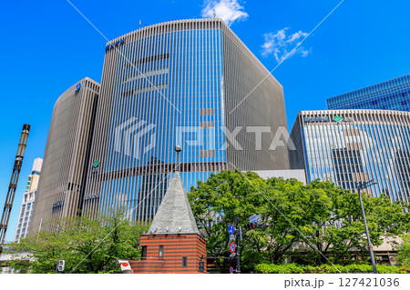 東京 中央区 銀座 数寄屋橋 交差点付近の都市風景 有楽町マリオン 東京 中央区 銀座 数寄屋橋 交差点付近の都市風景 有楽町マリオン 127421036