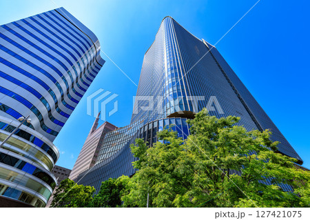 東京　千代田区 有楽町　東京ミッドタウン日比谷と日比谷シャンテ 127421075