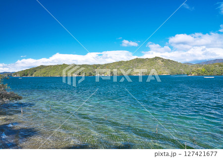 【五ヶ所湾の風景】 三重県度会郡南伊勢町下津浦 【五ヶ所湾の風景】 三重県度会郡南伊勢町下津浦 127421677