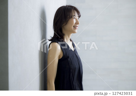 美しいミドル女性 127423031