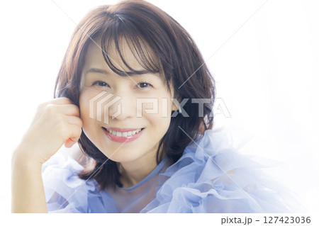 美しいミドル女性 美しいミドル女性 127423036