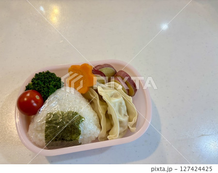お子様弁当 お子様弁当 127424425