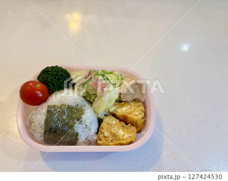 お子様弁当 お子様弁当 127424530