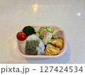 お子様弁当 127424534