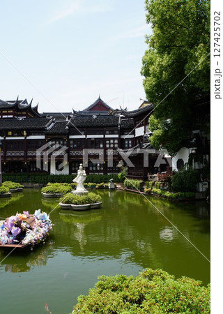 豫园老街の風景 上海、中国 豫园老街の風景 上海、中国 127425702
