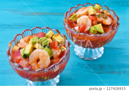 エビのカクテル(コクテル・デ・カマロン、コクテル・デ・カマロネス)(メキシコ料理) エビのカクテル(コクテル・デ・カマロン、コクテル・デ・カマロネス)(メキシコ料理) 127426915