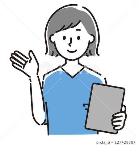 クリップボードを持って説明をする女性 127429587