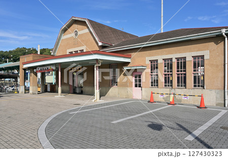 鉄道 私鉄:上毛電気鉄道上毛線 西桐生駅 駅舎 鉄道 私鉄:上毛電気鉄道上毛線 西桐生駅 駅舎 127430323