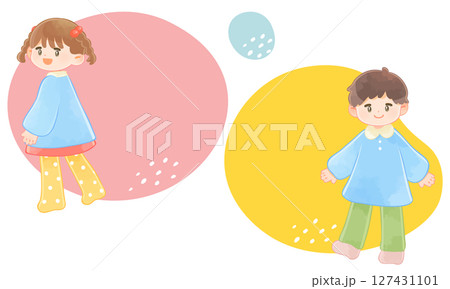 保育園、幼稚園児の女の子と男の子　コピースペース 127431101