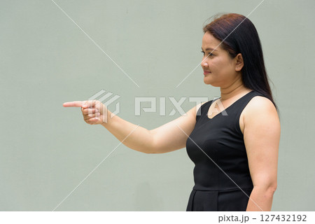 Portrait of Asian mature woman 127432192