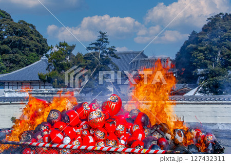 大興寺のだるま大祭 127432311