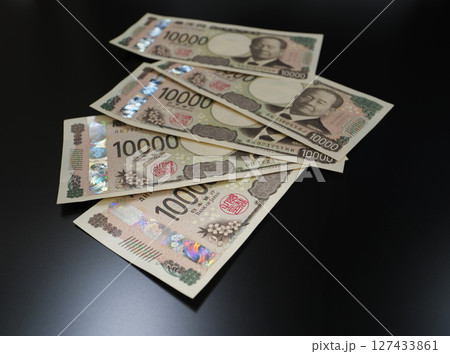 一万円札のイメージ 127433861