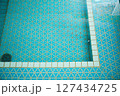 可愛いタイルのお風呂 127434725