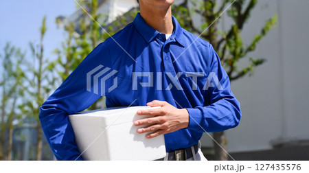 配達員 配達員 127435576