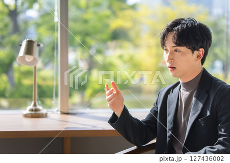 ビジネスマン 127436002