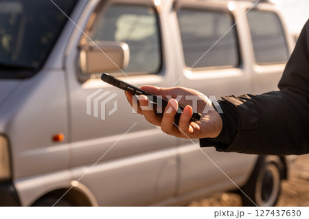 軽バンでの仕事 127437630