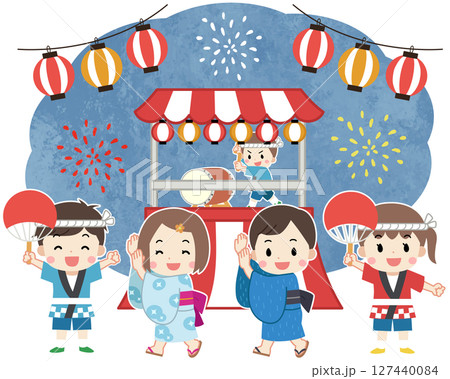 夏祭りを楽しむ浴衣と法被を着た子供たちのイラスト 127440084