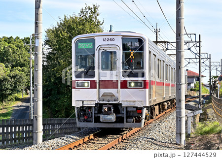 鉄道　私鉄：東武鉄道　桐生線　10000系 11260F 127444529