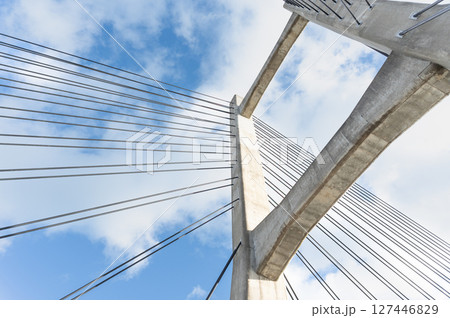 PC斜張橋のケーブル PC斜張橋のケーブル 127446829